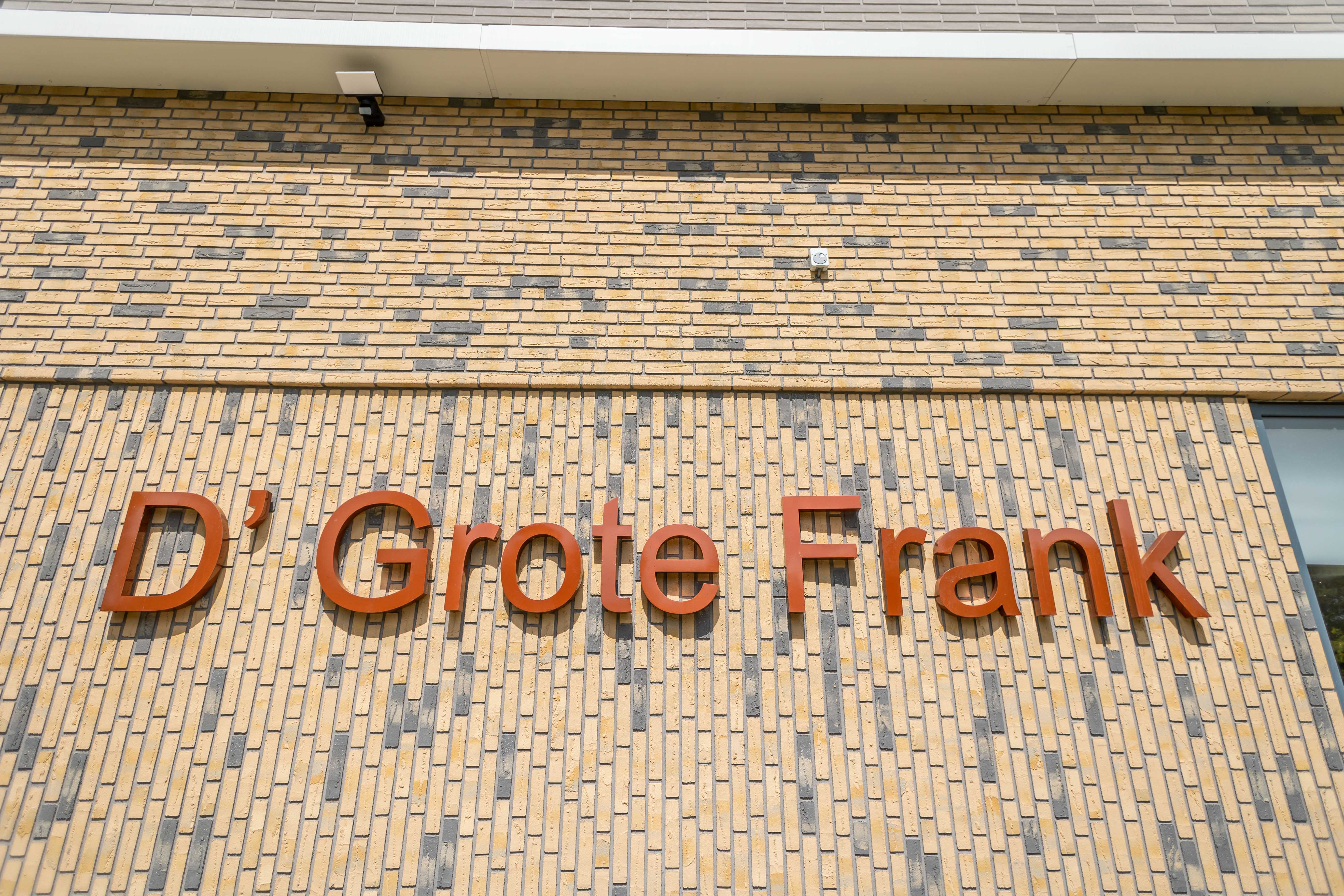 D' Grote Frank